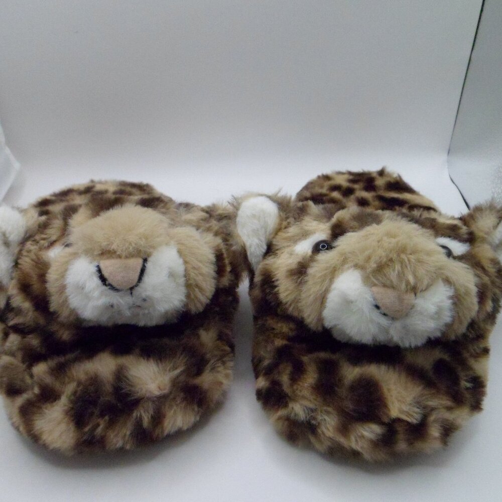 Wonder Nation Girls' Leopard Scuff Slippers